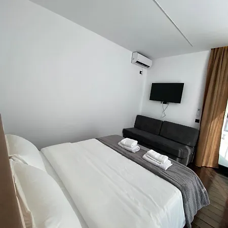 Lumi I Jetes Hétvégi ház